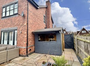 Garden Bar- click for photo gallery